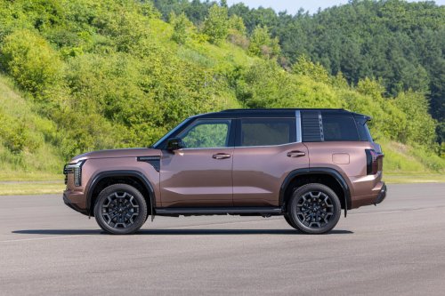 Mitsubishi’s New Pajero Undercuts The Toyota Land Cruiser By Thousands
