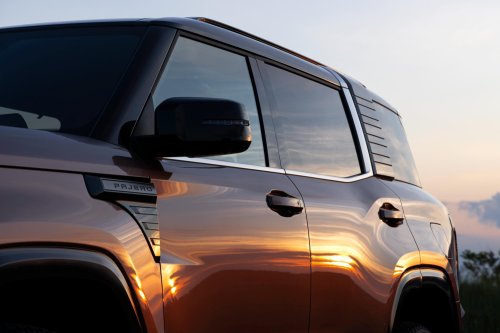 Mitsubishi’s New Pajero Undercuts The Toyota Land Cruiser By Thousands