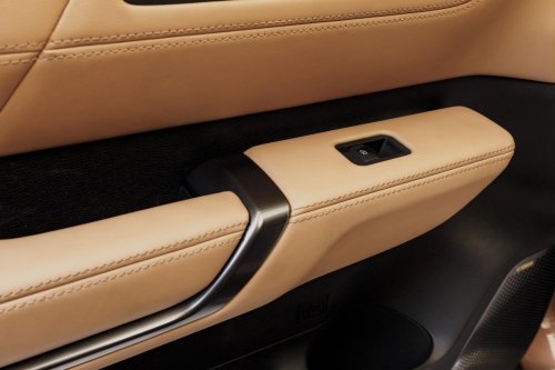 Mitsubishi’s New Pajero Undercuts The Toyota Land Cruiser By Thousands