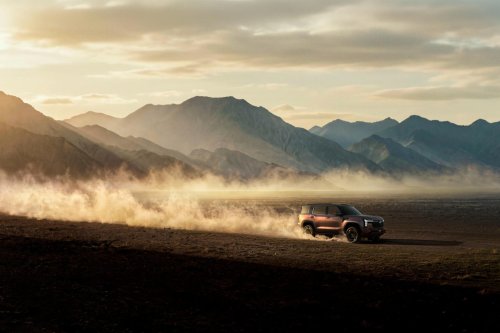 Mitsubishi’s New Pajero Undercuts The Toyota Land Cruiser By Thousands