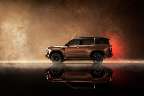 Mitsubishi’s New Pajero Undercuts The Toyota Land Cruiser By Thousands