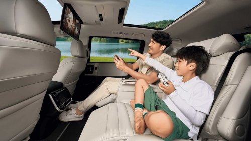 Honda, Honda Odyssey, 13-Year-Old Honda Odyssey Gains New Screen, Massage Seats, And A Much Lower Price