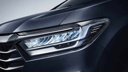 13-Year-Old Honda Odyssey Gains New Screen, Massage Seats, And A Much Lower Price