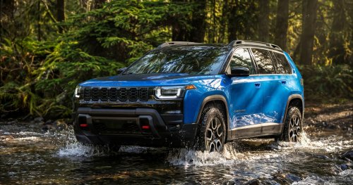 2027 Jeep Cherokee Trailhawk Debuts With A Lift And Real Off-Road Capability
