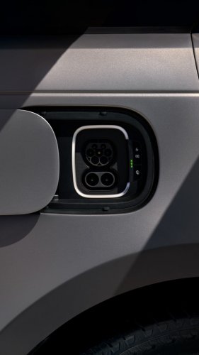 The Range Rover Sport Electric Is As Quick As The V8 And Looks The Same