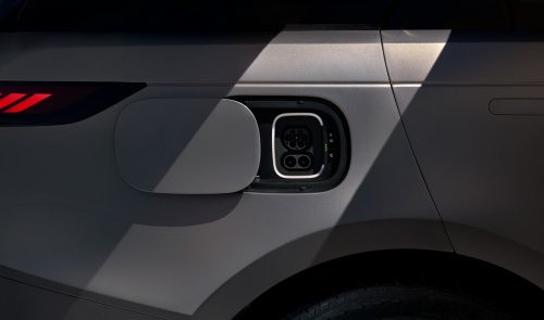 The Range Rover Sport Electric Is As Quick As The V8 And Looks The Same