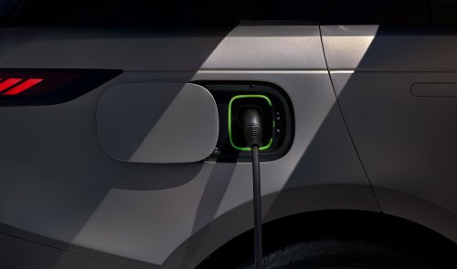 The Range Rover Sport Electric Is As Quick As The V8 And Looks The Same