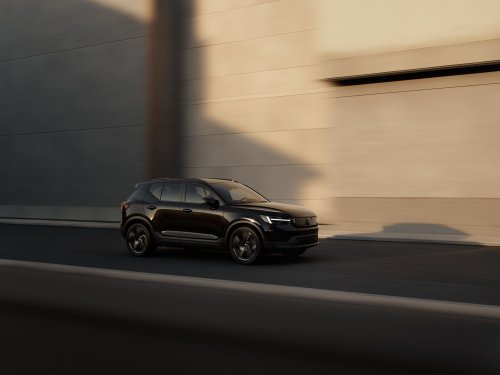 Volvo’s Decade-Old XC40 Refuses To Die, Gains Design And Tech Updates
