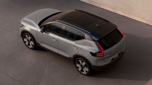 Volvo’s Decade-Old XC40 Refuses To Die, Gains Design And Tech Updates