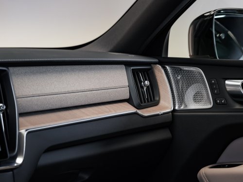 Volvo’s New PHEVs Drives So Far On Electric You Might Not Use The Gas Engine For Months