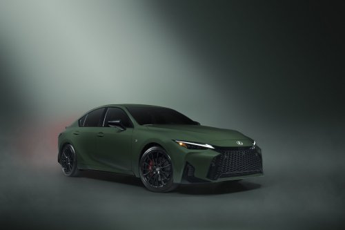 Lexus Gives 2027 IS A Lovely Green Color But It’s Limited To Just 350 Cars