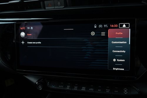 Alfa Romeo’s Junior Has Some Appeal, But It’s Not The Smart Choice | Review