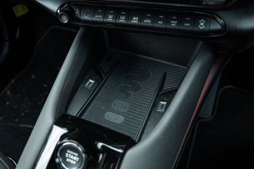 Alfa Romeo’s Junior Has Some Appeal, But It’s Not The Smart Choice | Review
