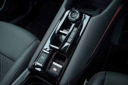 Alfa Romeo’s Junior Has Some Appeal, But It’s Not The Smart Choice | Review