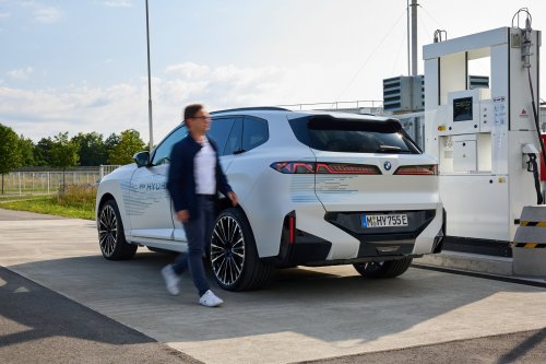 BMW’s Hydrogen X5 Is Now Closer Than Ever