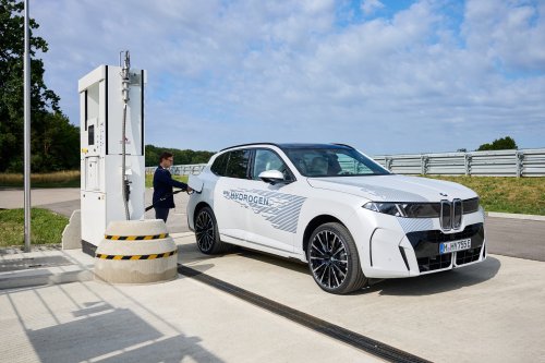 BMW’s Hydrogen X5 Is Now Closer Than Ever