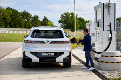 BMW’s Hydrogen X5 Is Now Closer Than Ever
