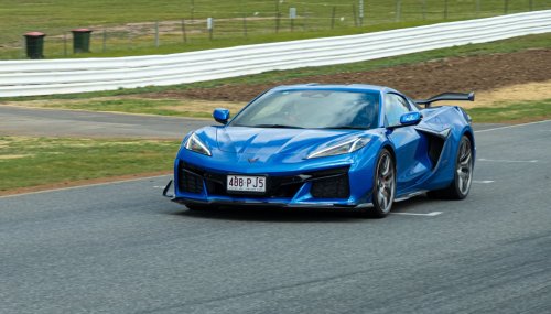 Driving The Corvette Stingray And Z06 On Track Is Like Dying And Going To Heaven | Review