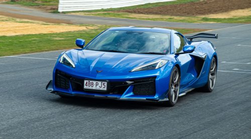 Driving The Corvette Stingray And Z06 On Track Is Like Dying And Going To Heaven | Review