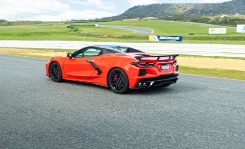 Driving The Corvette Stingray And Z06 On Track Is Like Dying And Going To Heaven | Review