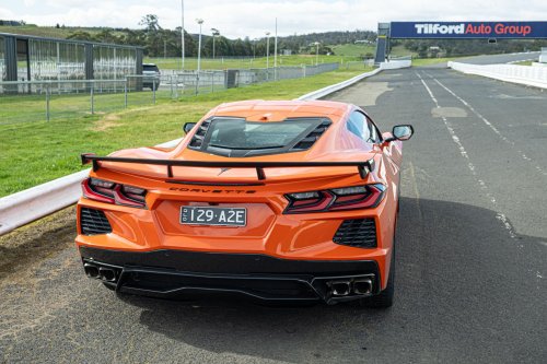 Driving The Corvette Stingray And Z06 On Track Is Like Dying And Going To Heaven | Review