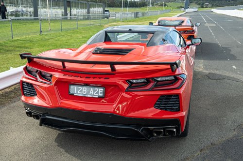 Driving The Corvette Stingray And Z06 On Track Is Like Dying And Going To Heaven | Review