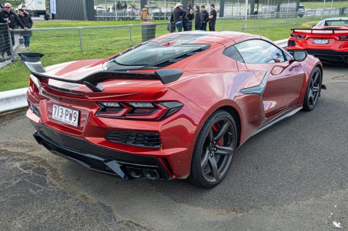 Driving The Corvette Stingray And Z06 On Track Is Like Dying And Going To Heaven | Review