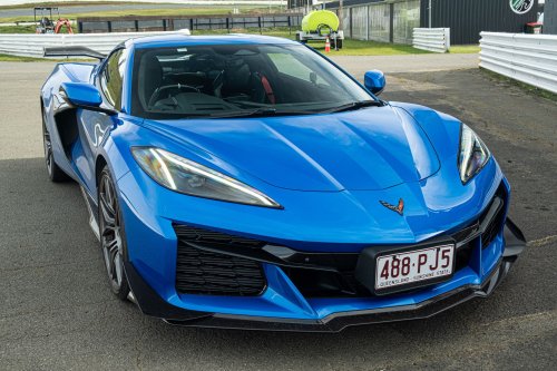 Driving The Corvette Stingray And Z06 On Track Is Like Dying And Going To Heaven | Review