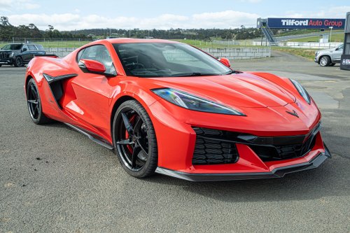 Driving The Corvette Stingray And Z06 On Track Is Like Dying And Going To Heaven | Review