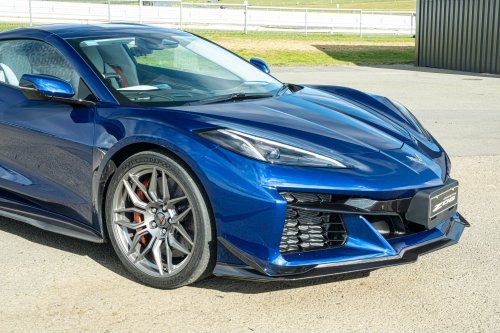 Driving The Corvette Stingray And Z06 On Track Is Like Dying And Going To Heaven | Review