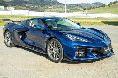Driving The Corvette Stingray And Z06 On Track Is Like Dying And Going To Heaven | Review