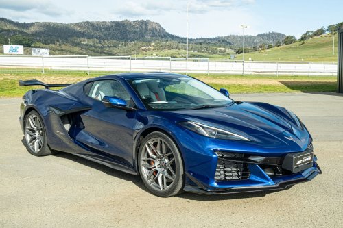 Driving The Corvette Stingray And Z06 On Track Is Like Dying And Going To Heaven | Review