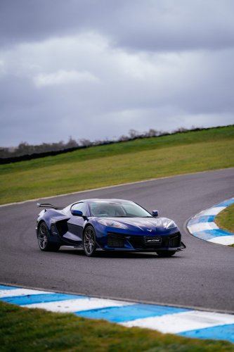 Driving The Corvette Stingray And Z06 On Track Is Like Dying And Going To Heaven | Review