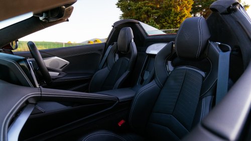 Driving The Corvette Stingray And Z06 On Track Is Like Dying And Going To Heaven | Review