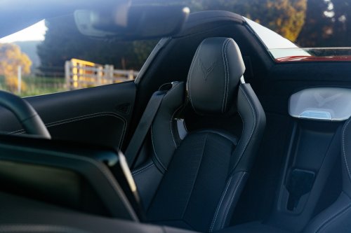 Driving The Corvette Stingray And Z06 On Track Is Like Dying And Going To Heaven | Review