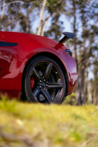 Driving The Corvette Stingray And Z06 On Track Is Like Dying And Going To Heaven | Review