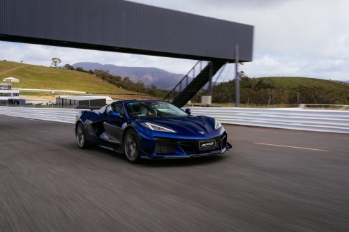 Driving The Corvette Stingray And Z06 On Track Is Like Dying And Going To Heaven | Review