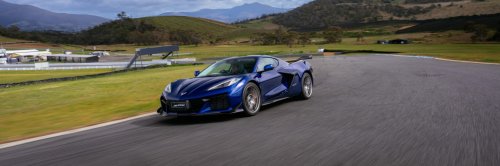 Driving The Corvette Stingray And Z06 On Track Is Like Dying And Going To Heaven | Review