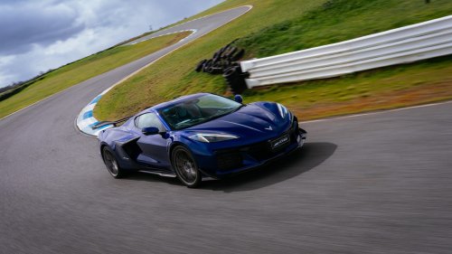 Driving The Corvette Stingray And Z06 On Track Is Like Dying And Going To Heaven | Review
