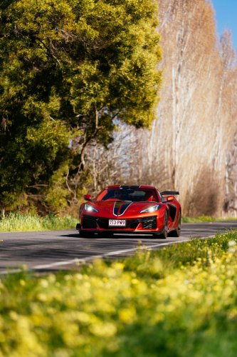 Driving The Corvette Stingray And Z06 On Track Is Like Dying And Going To Heaven | Review