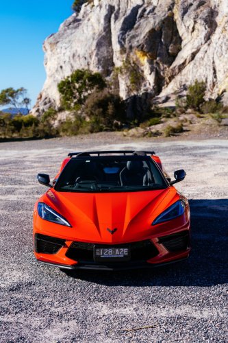 Driving The Corvette Stingray And Z06 On Track Is Like Dying And Going To Heaven | Review