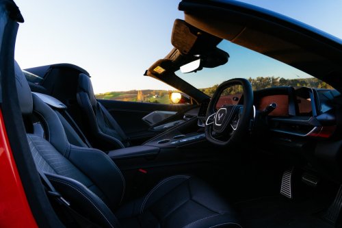 Driving The Corvette Stingray And Z06 On Track Is Like Dying And Going To Heaven | Review