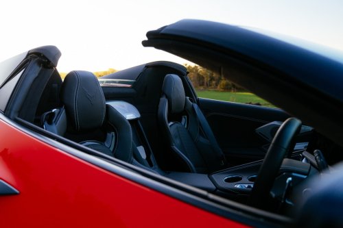 Driving The Corvette Stingray And Z06 On Track Is Like Dying And Going To Heaven | Review