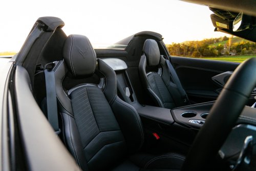 Driving The Corvette Stingray And Z06 On Track Is Like Dying And Going To Heaven | Review