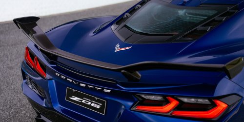 Driving The Corvette Stingray And Z06 On Track Is Like Dying And Going To Heaven | Review