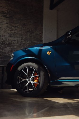 Dodge Will Sell You A 2011 SUV In A Very Nice 2027 Shade Of Blue