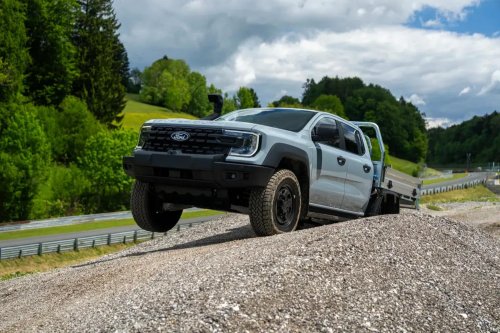 Ford’s 6X6 Ranger Super Duty Is Bidding To Arm The British Army