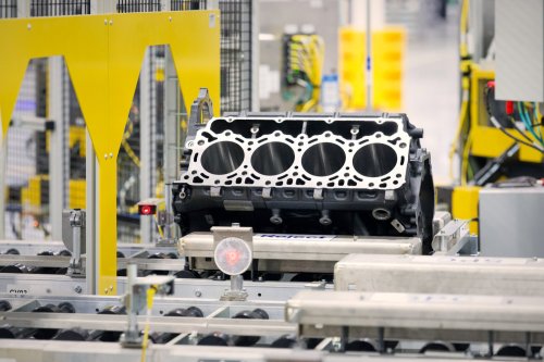 GM’s New 8.3L Duramax V8 Has Enough Torque To Pull A Planet And Ford Out Of The Top Spot