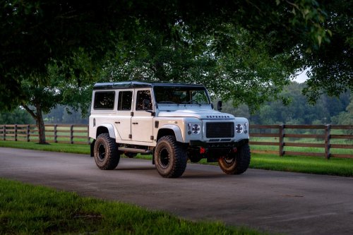 Helderburg’s Classic Defender Restomod Costs 2.5 Times More Than A New Octa