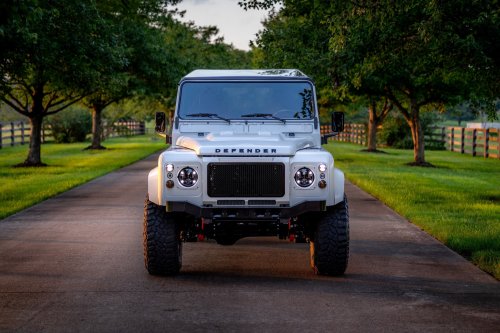 Helderburg’s Classic Defender Restomod Costs 2.5 Times More Than A New Octa